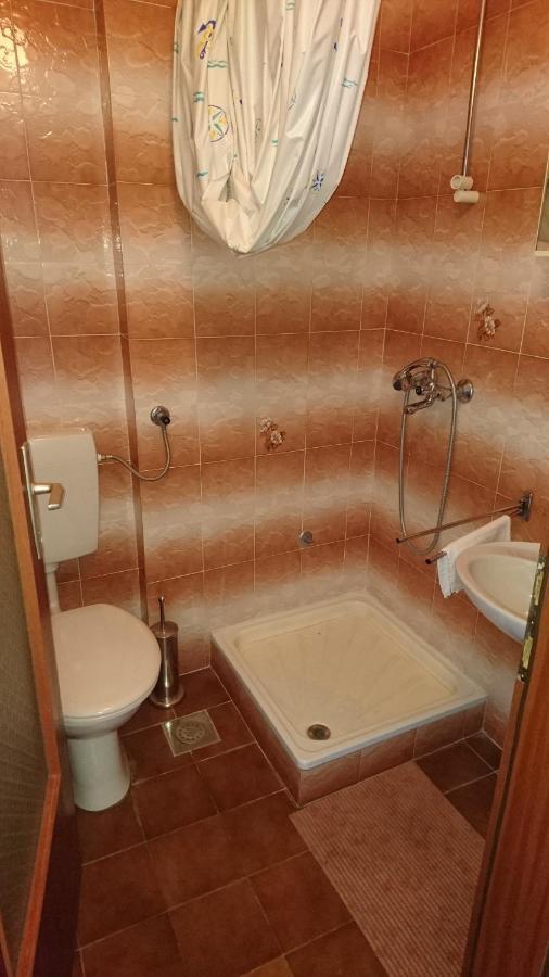 Restoran Sirena Panzió Dramalj Kültér fotó